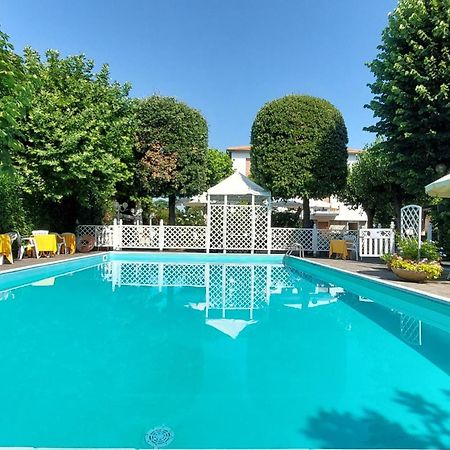 מארוטה Hotel Garden B&B מראה חיצוני תמונה