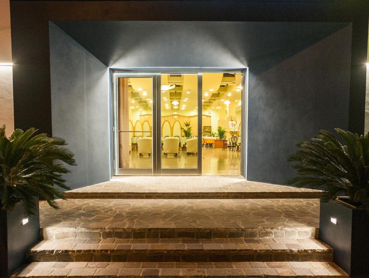 מארוטה Hotel Garden B&B מראה חיצוני תמונה